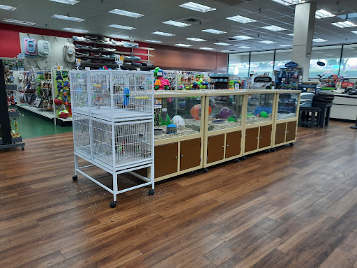Pet Supply Store «Pet Supermarket», reviews and photos, 1070 E Hwy 50, Clermont, FL 34711, USA