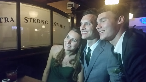 Irish Pub «Rí Rá Irish Pub», reviews and photos, 701 NW Riverside Dr, Evansville, IN 47708, USA