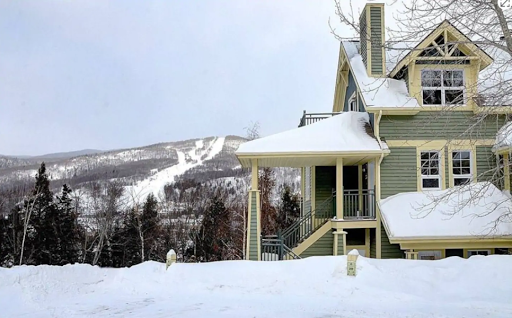 Holiday Apartment Mirtha's Place at Tremblant Les Eaux in Mont-Tremblant (Quebec) | CanaGuide