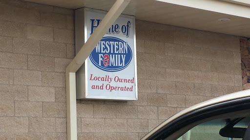 Grocery Store «Melon Vine Food Store», reviews and photos, 76 Broadway, Green River, UT 84525, USA