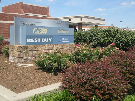 Newport Plaza, 125 Eighteenth St, Jersey City, NJ 07310, USA, 