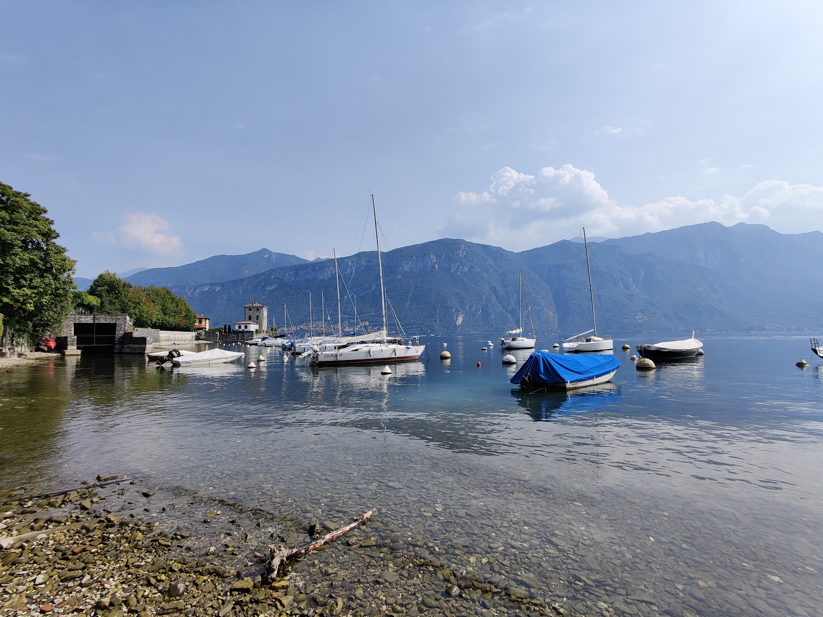 Photo of Spiaggetta Bellagio and the settlement