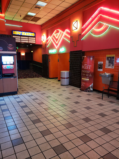 Movie Theater «AMC Classic Windsor Square 7», reviews and photos, 175 S Seven Oaks Dr, Knoxville, TN 37922, USA