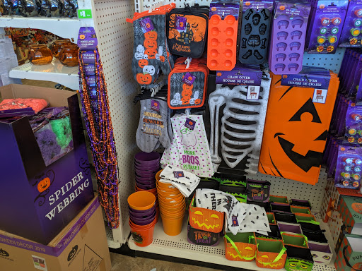 Dollar Store «Dollar Tree», reviews and photos, 1360 Park Manor Blvd, Pittsburgh, PA 15205, USA