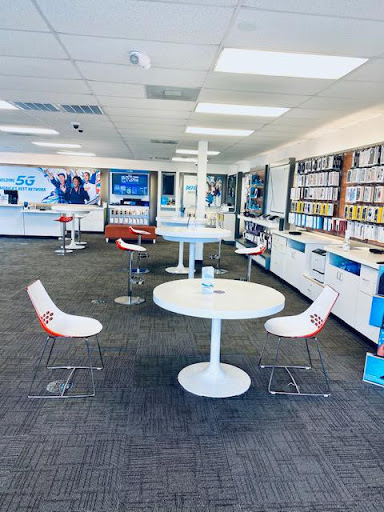 Cell Phone Store «AT&T», reviews and photos, 1332 N John Young Pkwy, Kissimmee, FL 34741, USA