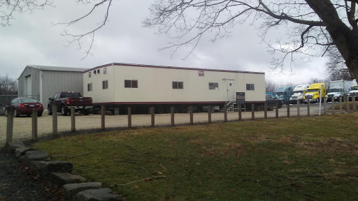 Used Truck Dealer «Akron Medina Trucks & Parts», reviews and photos, 7125 Elyria Rd, Medina, OH 44256, USA