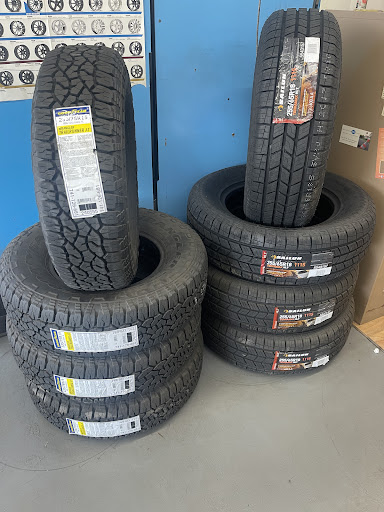 Tire Shop «Oneonta Tire Center», reviews and photos, 302 2nd Ave E, Oneonta, AL 35121, USA