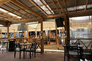 Kipong Bar and lounge image