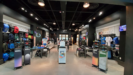 Sunglasses Store «Oakley Store», reviews and photos, 7021 S Memorial Dr #286-A, Tulsa, OK 74133, USA