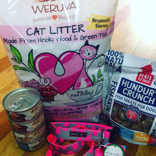 Pet Supply Store «Sprocket & Stone», reviews and photos, 1013 E 53rd St, Chicago, IL 60615, USA