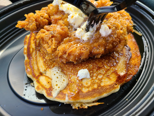 American Restaurant «Cracker Barrel Old Country Store», reviews and photos, 2858 N Glenstone Ave, Springfield, MO 65803, USA