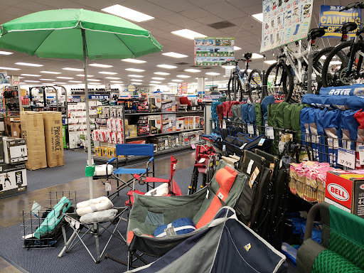 Sporting Goods Store «Big 5 Sporting Goods», reviews and photos, 4665 Commercial St SE, Salem, OR 97302, USA