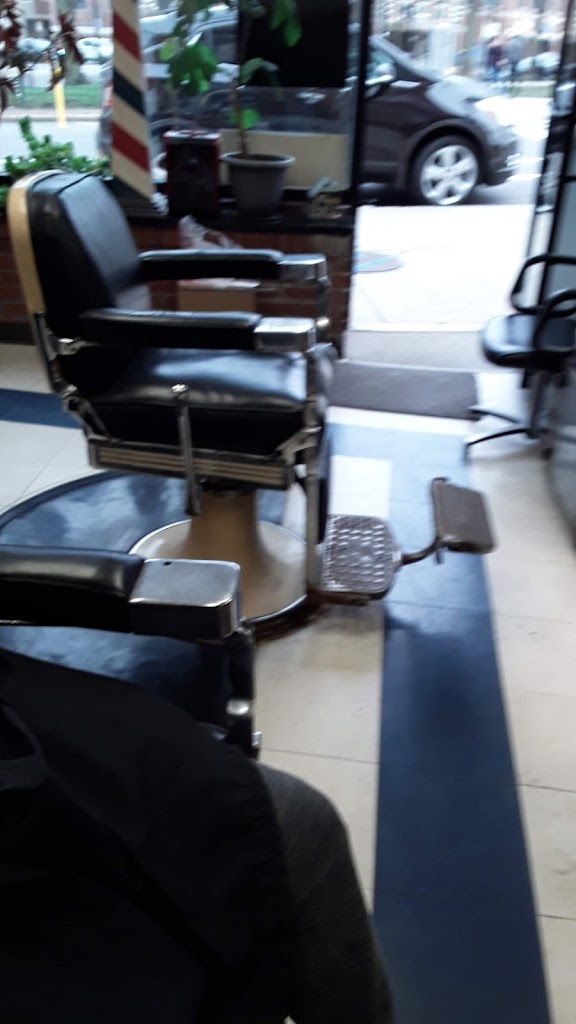Rialto Barber Shop 02131
