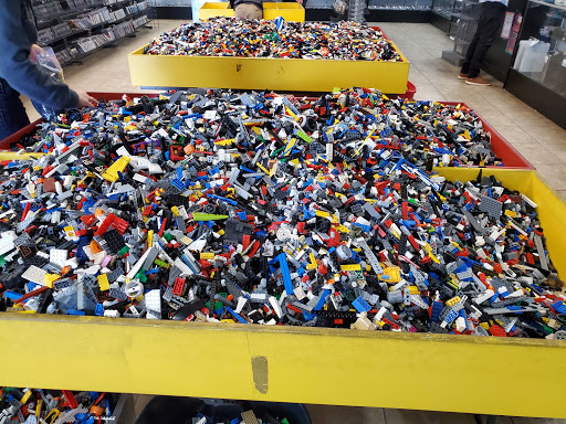 Video Game Store «Fallout Games», reviews and photos, 1807 E Southern Ave, Tempe, AZ 85282, USA