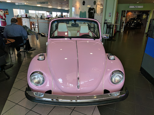 Volkswagen Dealer «Capitol Volkswagen», reviews and photos, 911 Capitol Expressway Auto Mall A, San Jose, CA 95136, USA