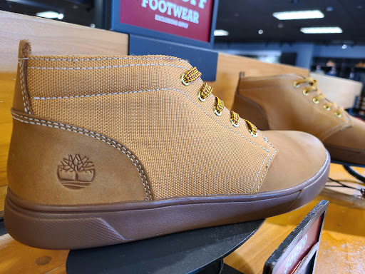 Shoe Store «Timberland Factory Store», reviews and photos, 680 Bluebird Ct, Central Valley, NY 10917, USA