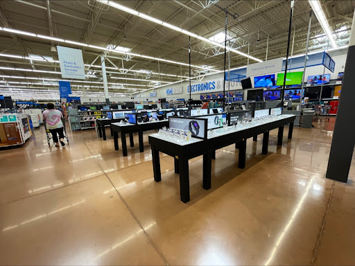 Department Store «Walmart Supercenter», reviews and photos, 2900 Kirk Rd, Aurora, IL 60502, USA