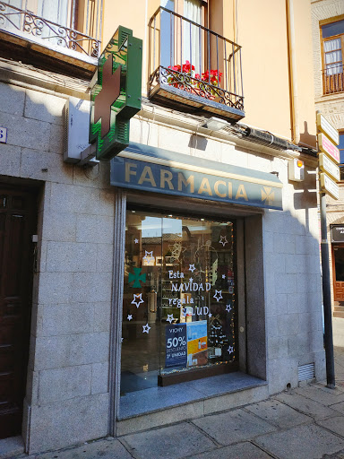 Farmacia Santo Tomé.           Lda.           Isabel Martín Mayoral
