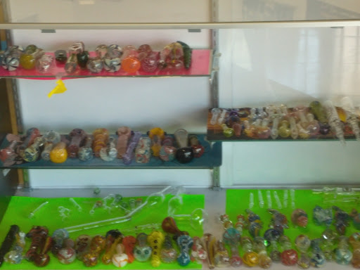 Vaporizer Store «Big Chief Smoke Shop», reviews and photos, 6020 Fair Oaks Blvd, Carmichael, CA 95608, USA