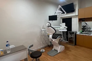 Dewata Dental Clinic image