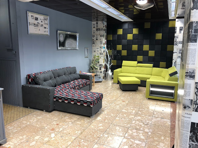 Comentarii opinii despre Bon Tapissier Bútor, Szövet és kárpitos kellékek