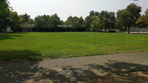 Park «West Manor Park», reviews and photos, 2910 Salem Ave, Davis, CA 95616, USA