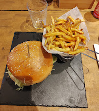Plats et boissons du Restaurant Le burger des Pyrénées à Aspet - n°9