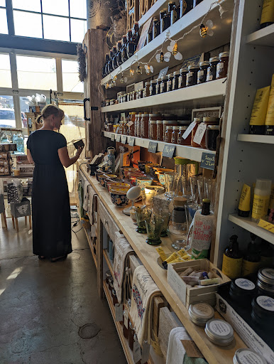 Market «Pybus Public Market», reviews and photos, 3 N Worthen St, Wenatchee, WA 98801, USA