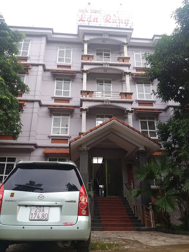 Khách sạn Lan Rừng