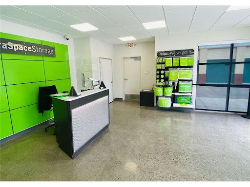 Storage Facility «Extra Space Storage», reviews and photos, 2000 Doolittle Dr, San Leandro, CA 94577, USA