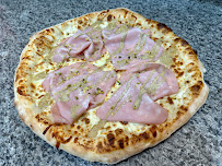 Photos du propriétaire du Pizzas à emporter Tasty Pizz' à Sarras - n°4