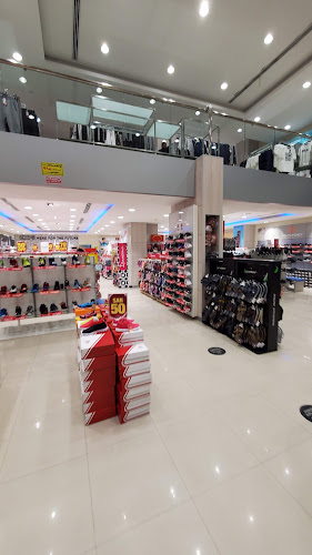 Cenomi Al Salaam Mall، طريق الملك عبدالله، الفيحاء، جدة 22251