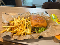 Cheeseburger du Restaurant Burger Shop 83 à Saint-Raphaël - n°1