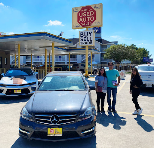 Used Car Dealer «Houston Used Auto Sales», reviews and photos, 8725 Cypress Creek Pkwy, Houston, TX 77070, USA