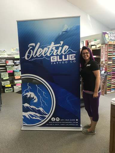 Graphic Designer «Rapid Press Printing & Copy Center Inc», reviews and photos, 608 Lake St S, Forest Lake, MN 55025, USA