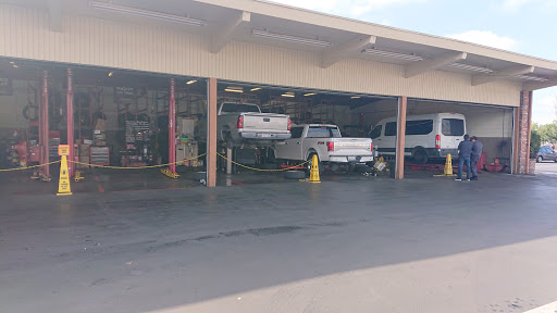 Tire Shop «Firestone Complete Auto Care», reviews and photos, 13961 Brookhurst St, Garden Grove, CA 92843, USA