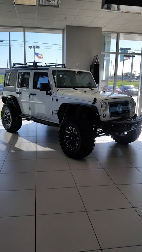 Car Dealer «Chrysler Jeep Dodge City of McKinney», reviews and photos, 700 S Central Expy, McKinney, TX 75070, USA