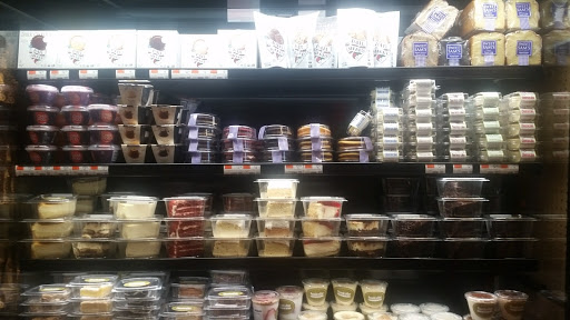 Supermarket «Foodcellar & Co.», reviews and photos, 43-18 Crescent St, Long Island City, NY 11101, USA