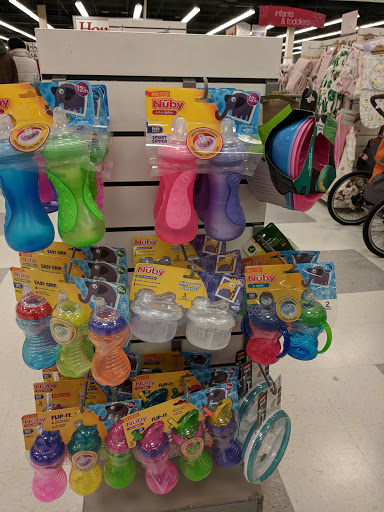 Department Store «T.J. Maxx and HomeGoods», reviews and photos, 7349 Lemont Rd, Downers Grove, IL 60516, USA