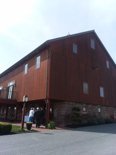 Event Venue «Harvest View Barn at Hershey Farms», reviews and photos, 338 Sunnyburn Rd, Elizabethtown, PA 17022, USA
