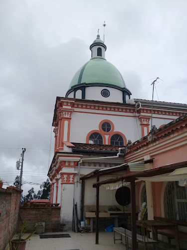 Opiniones de Iglesia Católica Virgen del Carmen de Sinincay en Cuenca - Iglesia