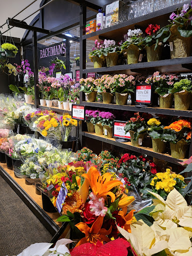 Grocery Store «Lunds & Byerlys Downtown Minneapolis», reviews and photos, 1201 Hennepin Ave, Minneapolis, MN 55403, USA