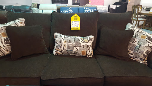 Furniture Store «Value City Furniture», reviews and photos, 800 Thruway Plaza Dr, Cheektowaga, NY 14225, USA