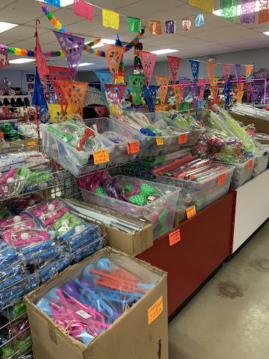 Toy Store «Tex-Cap Toy Wholesale», reviews and photos, 600 E Amber St, San Antonio, TX 78221, USA