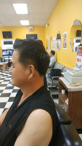 Barber Shop «Centreville Crossing Barber Shop», reviews and photos, 13826 Braddock Rd, Centreville, VA 20121, USA