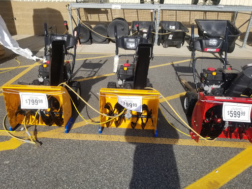 Home Improvement Store «Tractor Supply Co.», reviews and photos, 2101 Bay St STE A, Taunton, MA 02780, USA