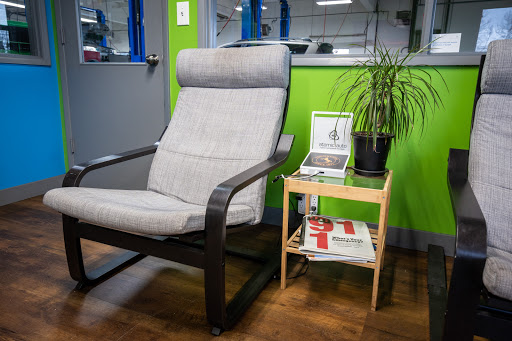 Auto Repair Shop «Atomic Auto.», reviews and photos, 610 NE 102nd Ave, Portland, OR 97220, USA