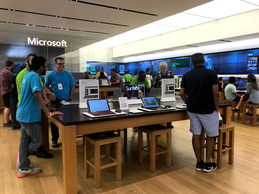 Computer Store «Microsoft Store», reviews and photos, 116 Bellevue Way NE, Bellevue, WA 98004, USA