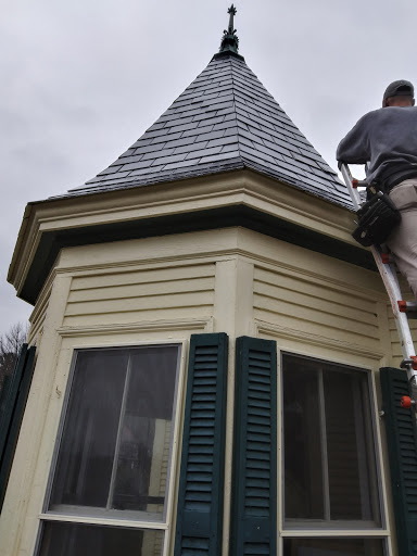 Victorian Roofing in Nashua, New Hampshire