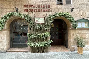 Veggie Kitchen Restaurante Vegetariano image